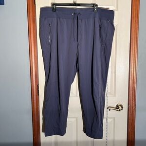 New-athleta-26-blue/purple-Trekkie North jogger. Elastic and drawstring waist